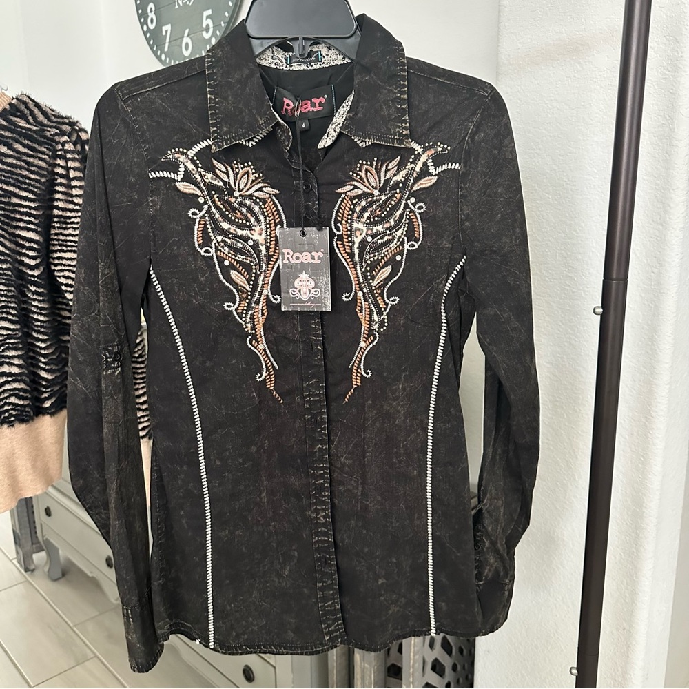 NWT Black button down shirt by ROAR